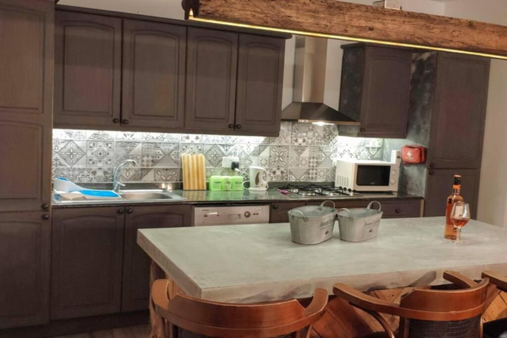 Rebak Place- A Bright & Charming Getaway Marsaskala Bagian luar foto